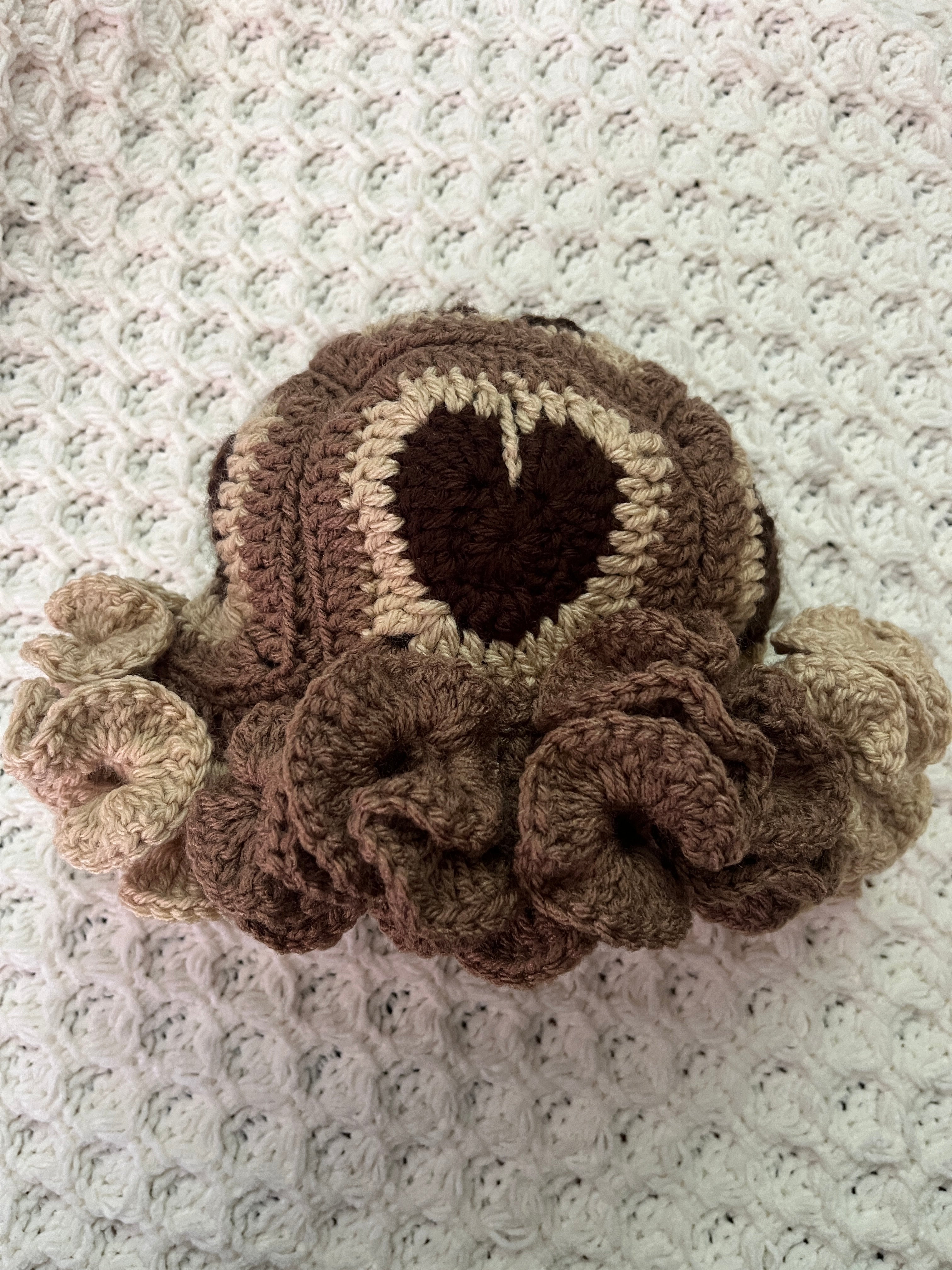 Heart Ruffles (Hat)